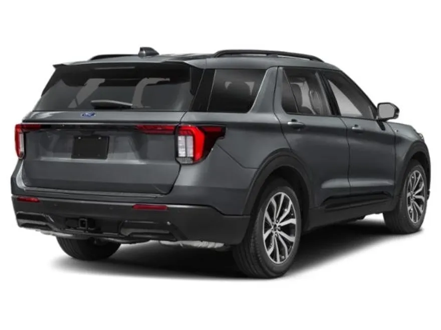 2025 Ford Explorer ST-Line photo 1