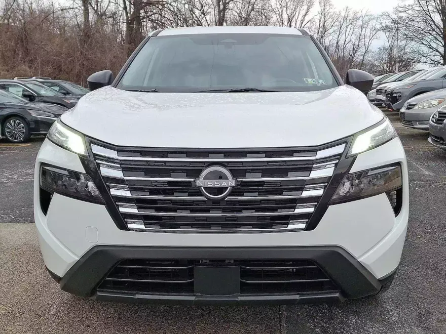 2025 Nissan Rogue AWD S photo 1