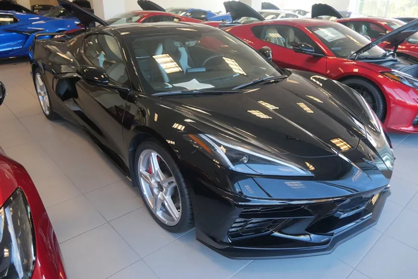 2020 Chevrolet Corvette Stingray 2LT photo 1