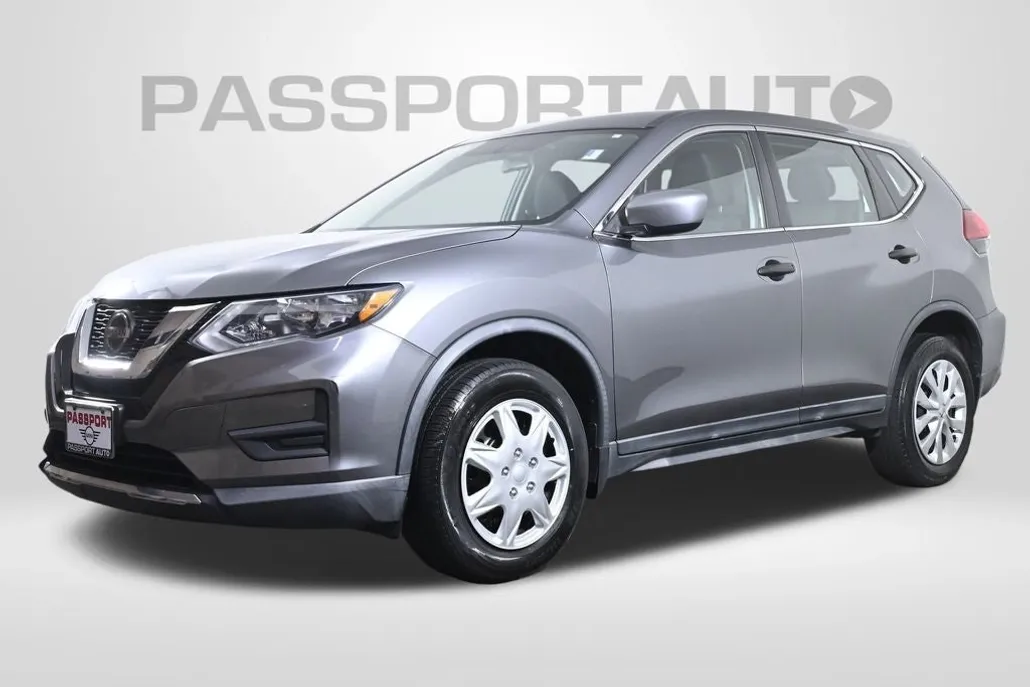 2018 Nissan Rogue S photo 1