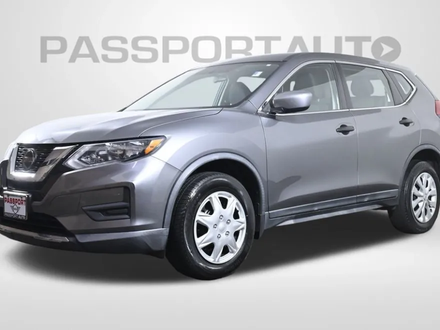 2018 Nissan Rogue S photo 1