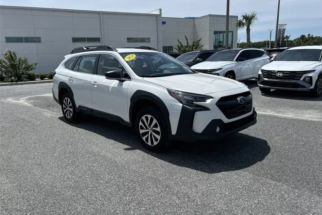 2024 Subaru Outback 2.5i photo 1
