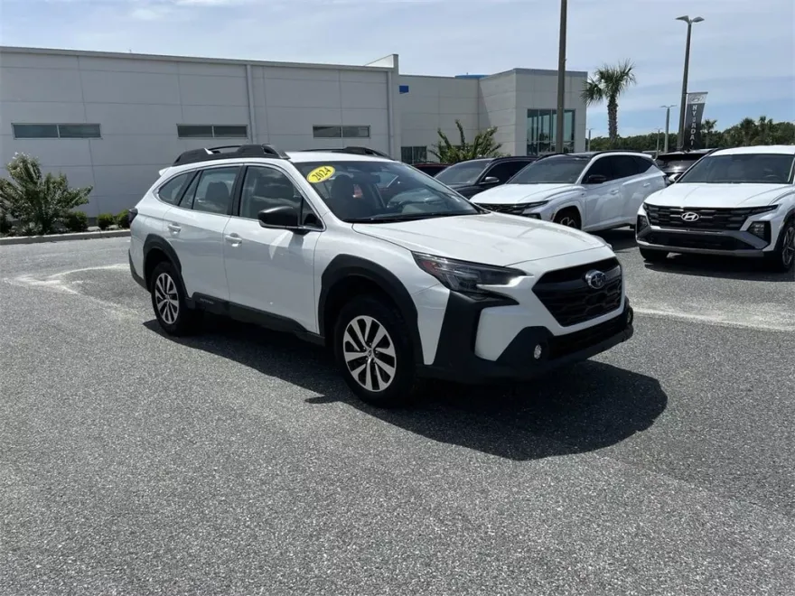 2024 Subaru Outback 2.5i photo 1