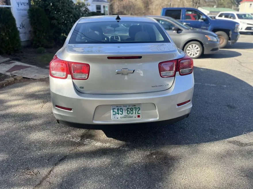 2014 Chevrolet Malibu LS photo 1
