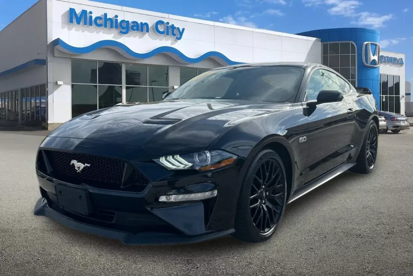 2020 Ford Mustang GT photo 1