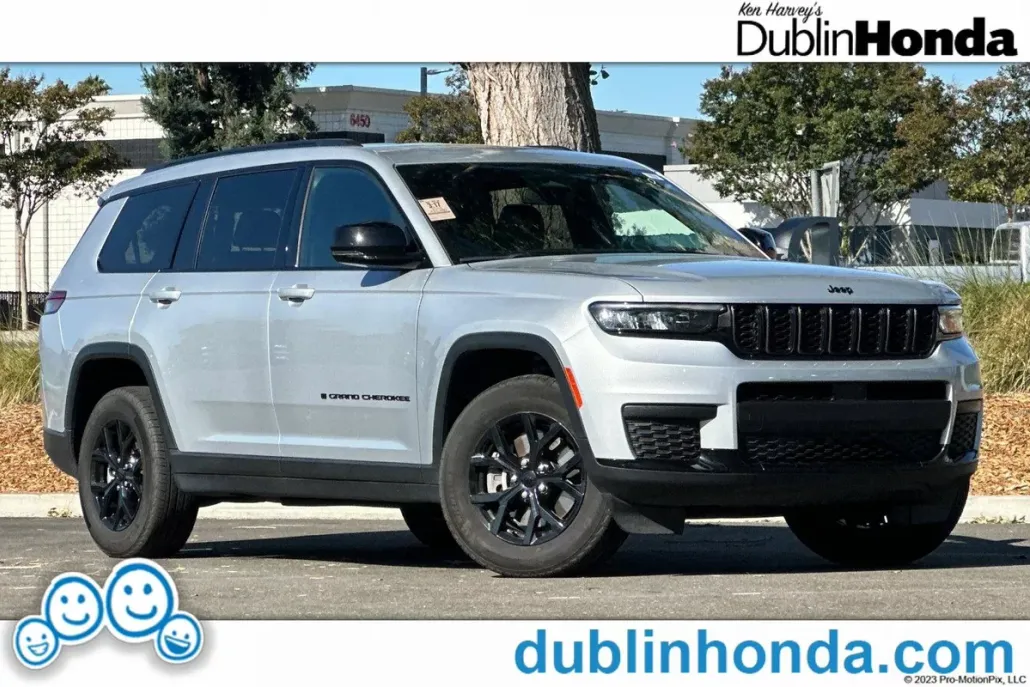 2024 Jeep Grand Cherokee Altitude photo 1