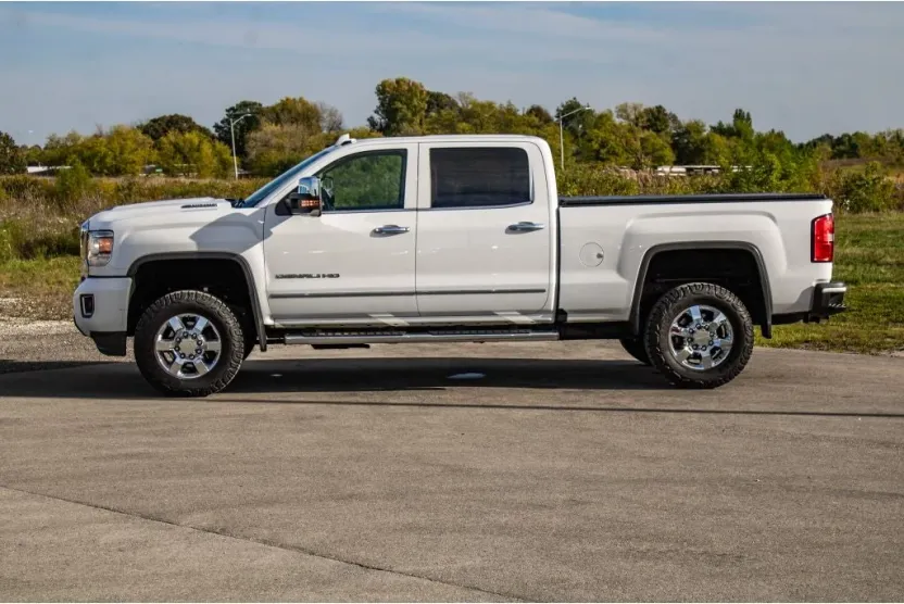 2017 Gmc Sierra 3500 HD Denali photo 1