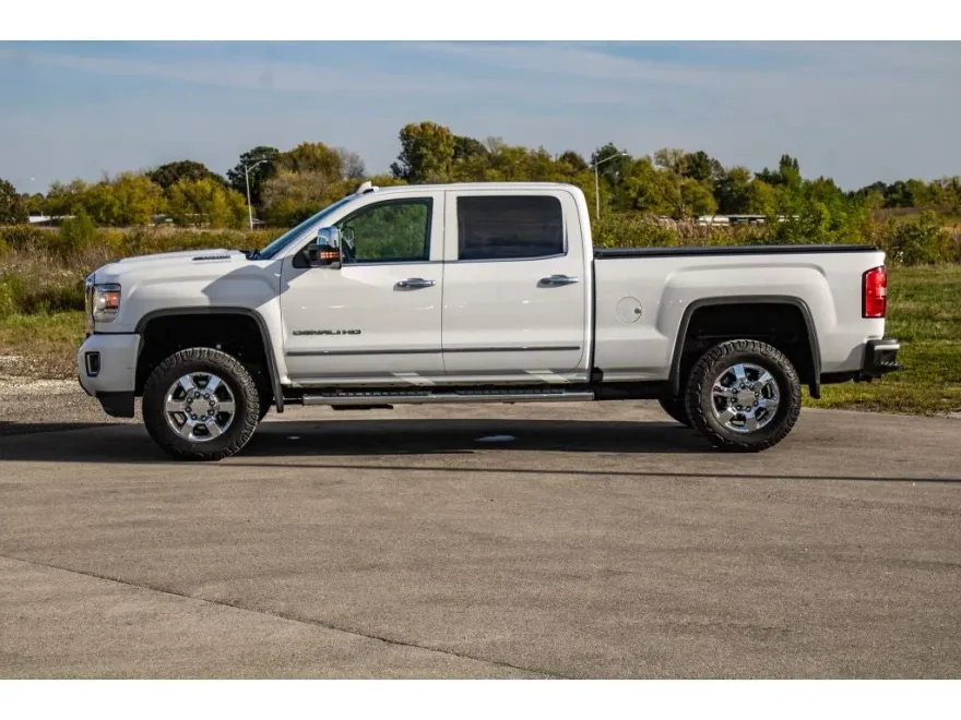2017 Gmc Sierra 3500 HD Denali photo 1