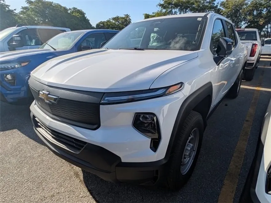 2025 Chevrolet Silverado EV Work Truck photo 1