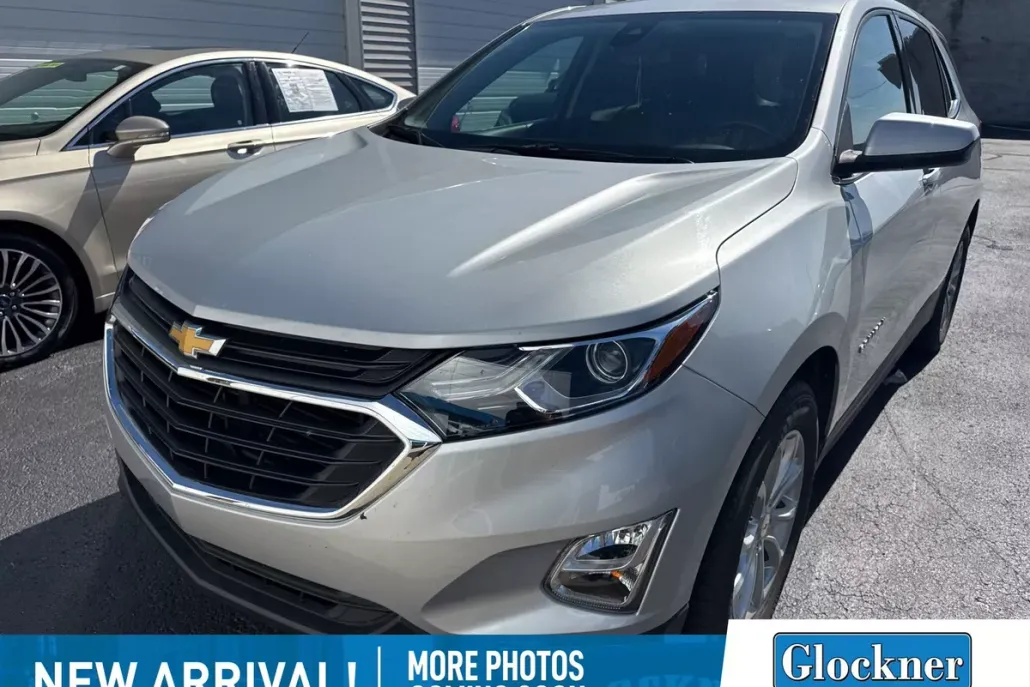 2020 Chevrolet Equinox LT photo 1