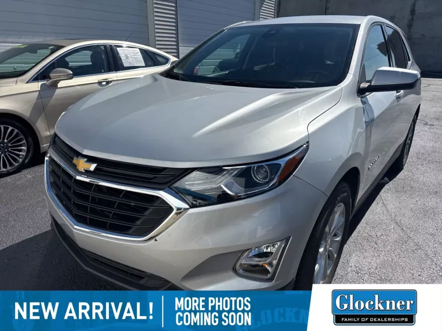 2020 Chevrolet Equinox LT photo 1