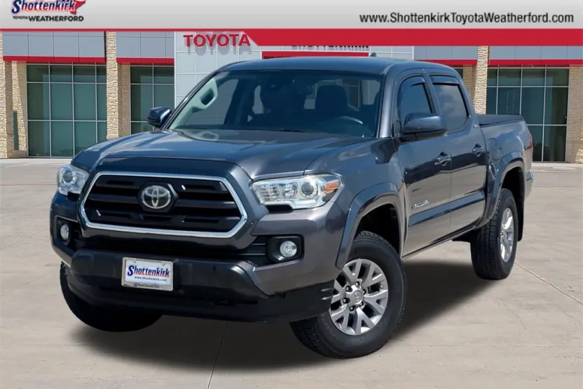 2019 Toyota Tacoma SR5 photo 1