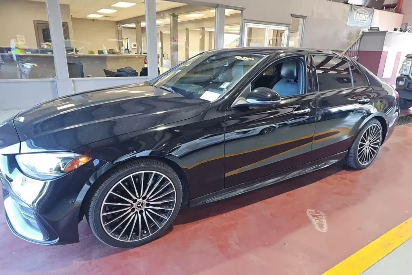 2024 Mercedes Benz C 300 AMG photo 1