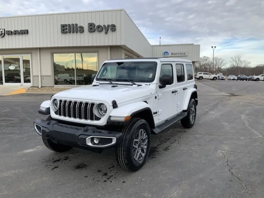 2025 Jeep Wrangler Sahara photo 1