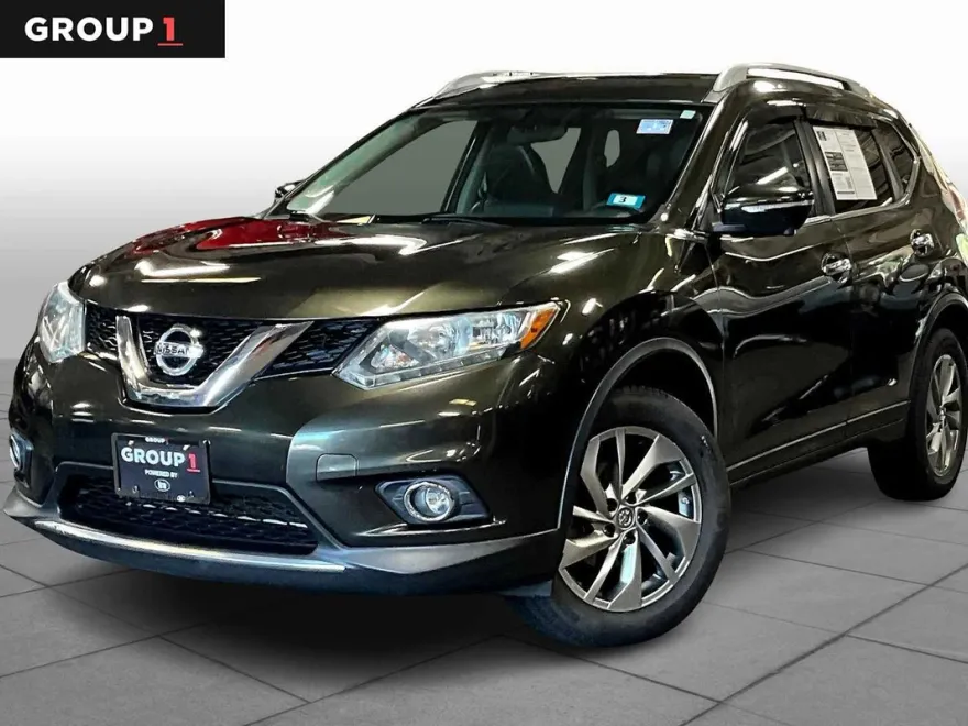 2015 Nissan Rogue SL photo 1