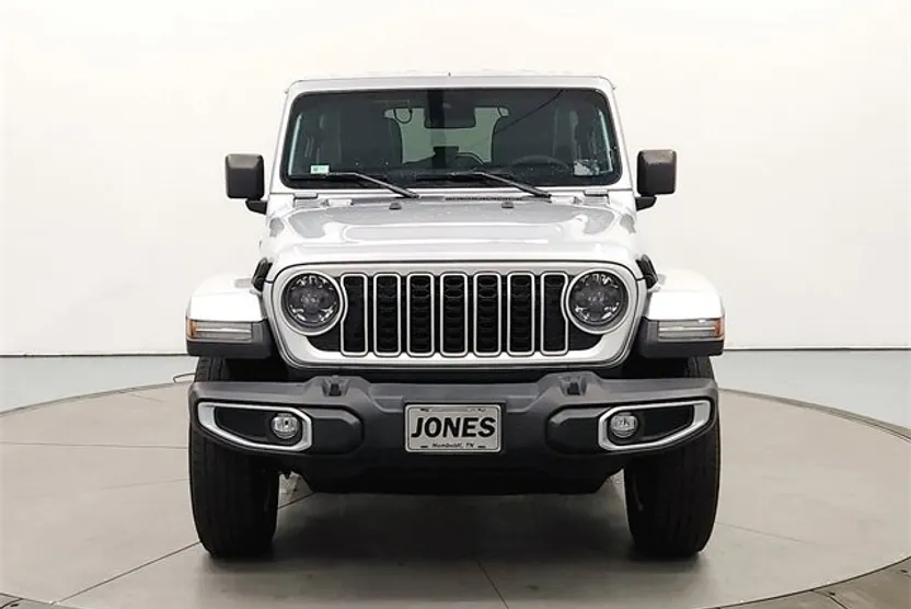 2024 Jeep Wrangler Sahara photo 1