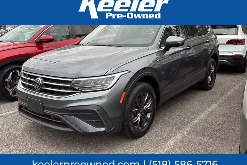 2022 Volkswagen Tiguan SE photo 1