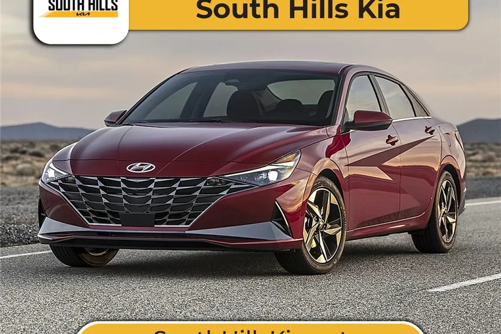 2022 Hyundai Elantra SEL photo 1