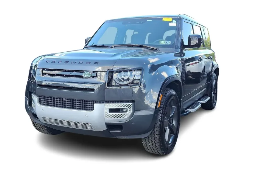 2023 Land Rover Defender 110 SE photo 1