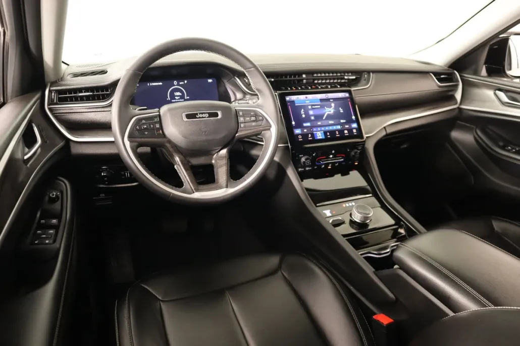 2023 Jeep Grand Cherokee Limited photo 1