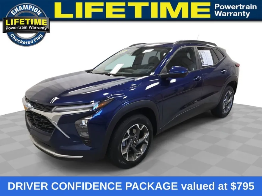 2024 Chevrolet Trax photo 1