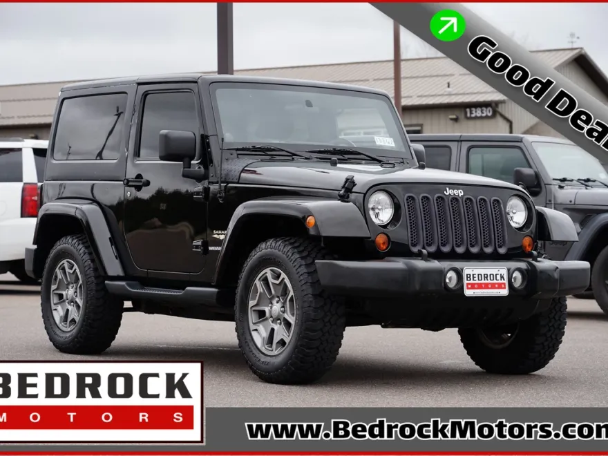 2012 Jeep Wrangler Sahara photo 1