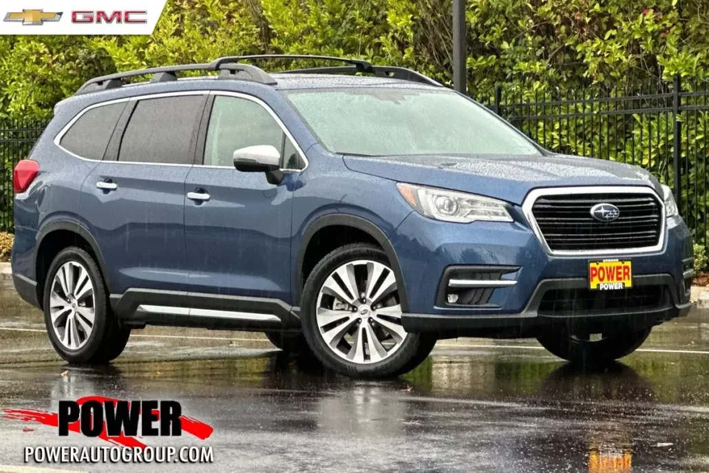 2022 Subaru Ascent Touring photo 1