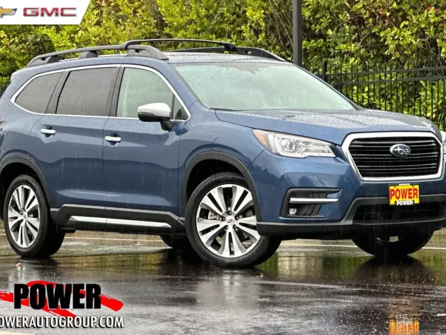 2022 Subaru Ascent Touring photo 1
