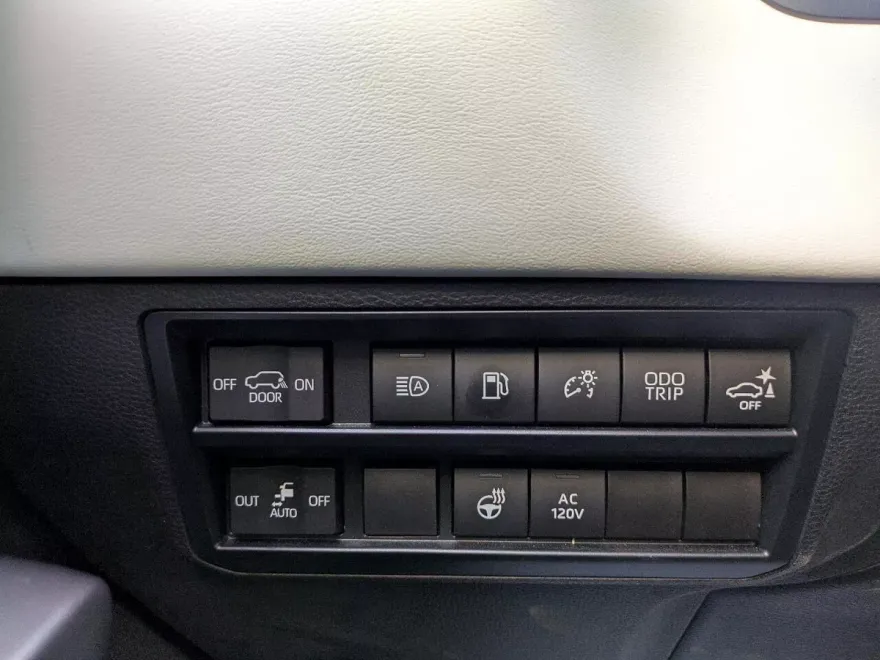 2023 Toyota Sequoia TRD Pro photo 13