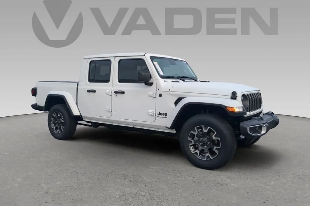 2025 Jeep Gladiator Sport S photo 1