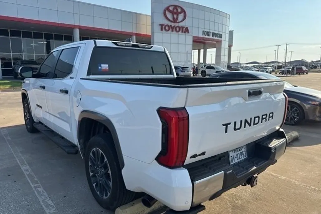 2025 Toyota Tundra Limited photo 1