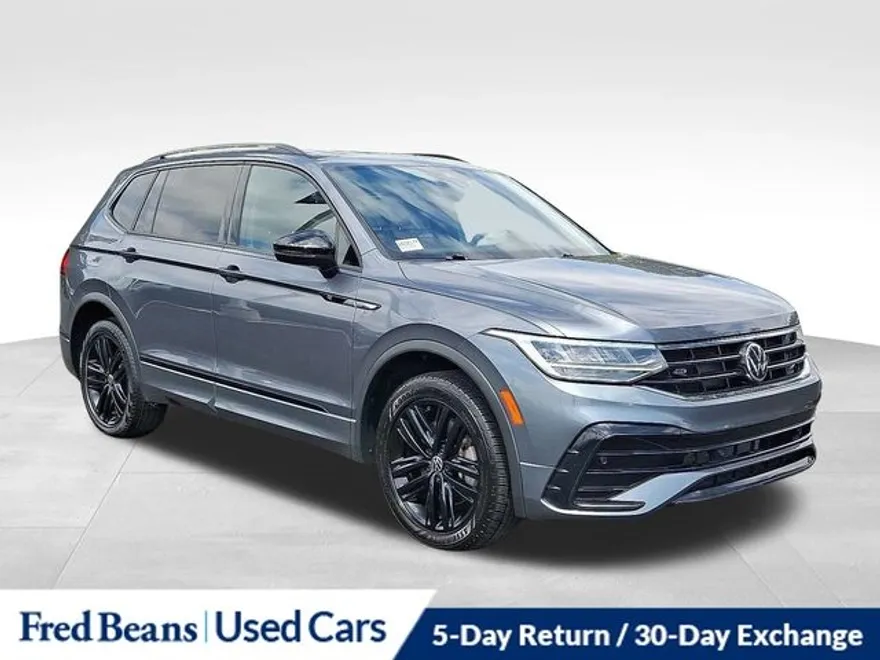2022 Volkswagen Tiguan SE R-Line Black photo 1