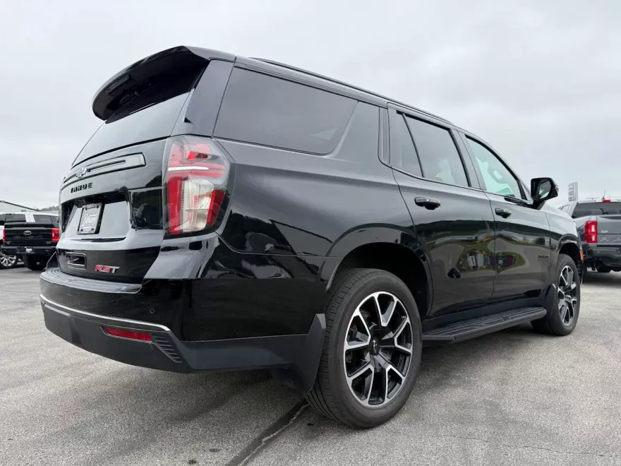 2022 Chevrolet Tahoe RST photo 1