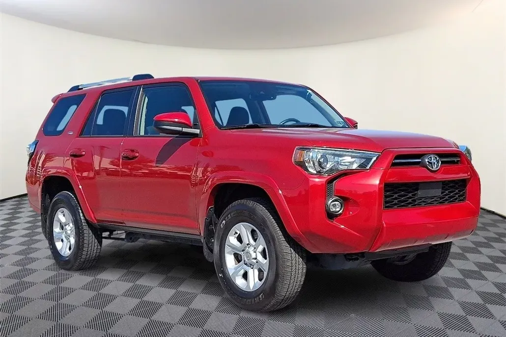 2023 Toyota 4Runner SR5 photo 1