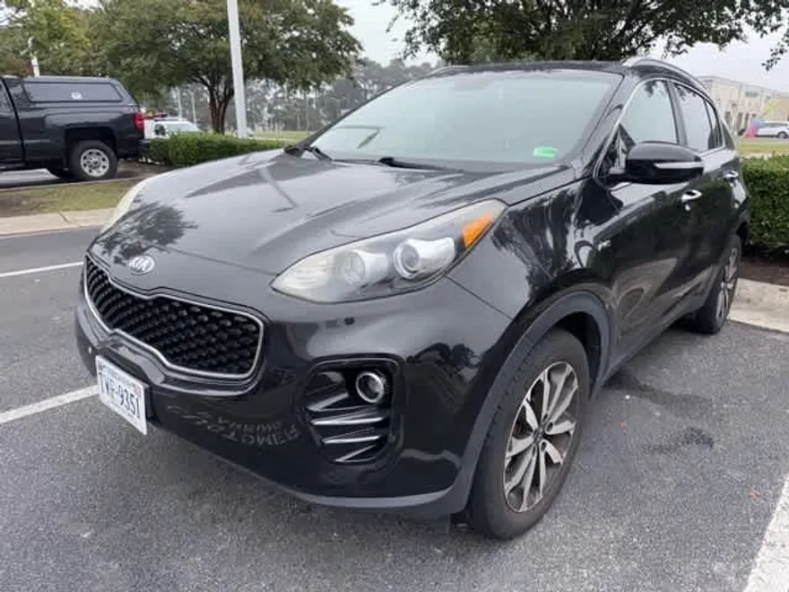 2017 Kia Sportage EX photo 1