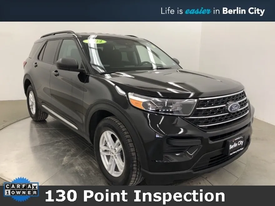 2022 Ford Explorer XLT photo 1
