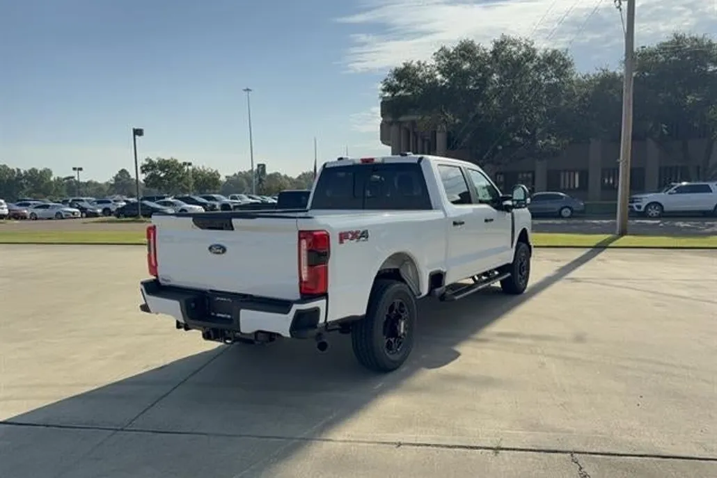 2026 Ford F-250 XL photo 1