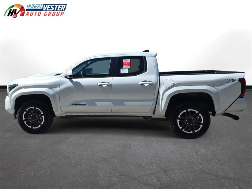 2025 Toyota Tacoma TRD Sport photo 1
