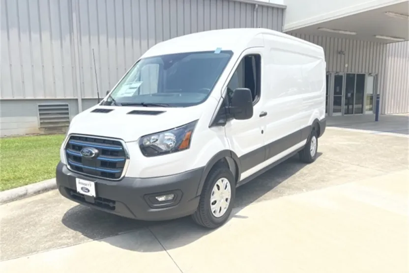 2023 Ford Transit photo 1