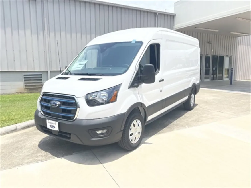 2023 Ford Transit photo 1