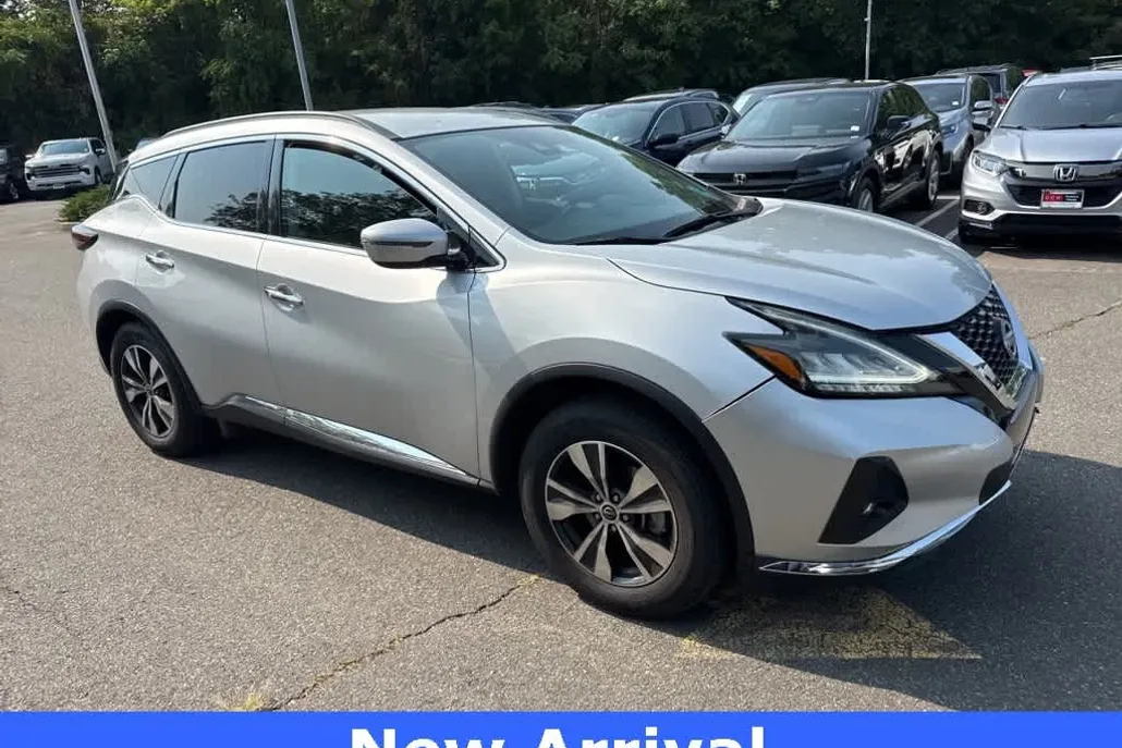 2023 Nissan Murano SV photo 1