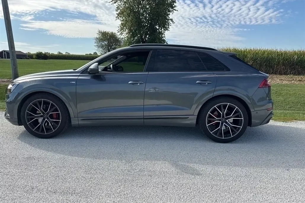 2019 Audi Q8 line Prestige photo 1