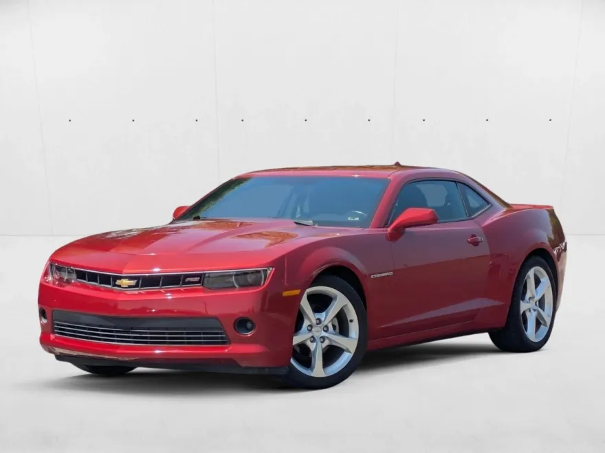 2015 Chevrolet Camaro 1LT Coupe photo 1