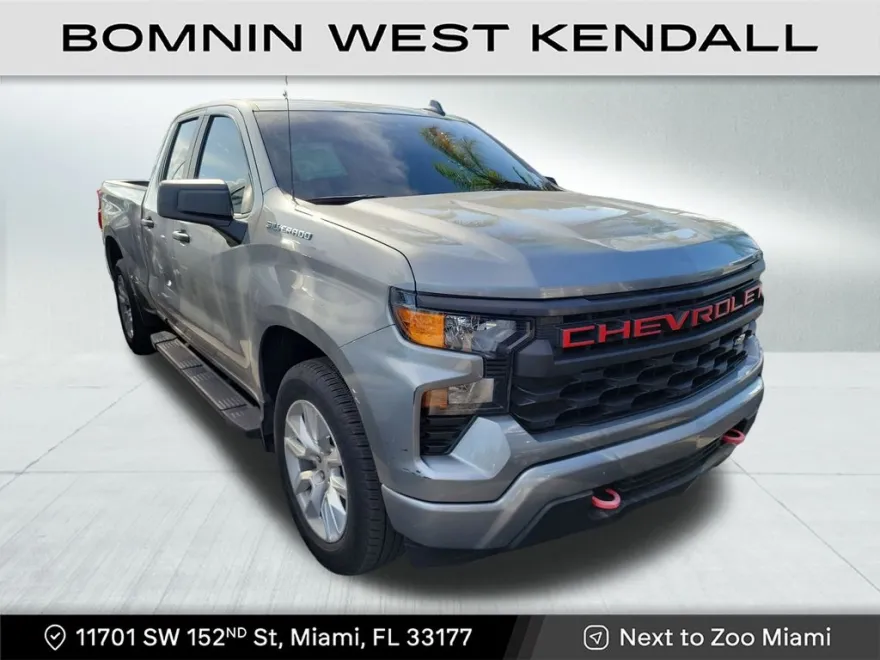 2024 Chevrolet Silverado 1500 Custom photo 1