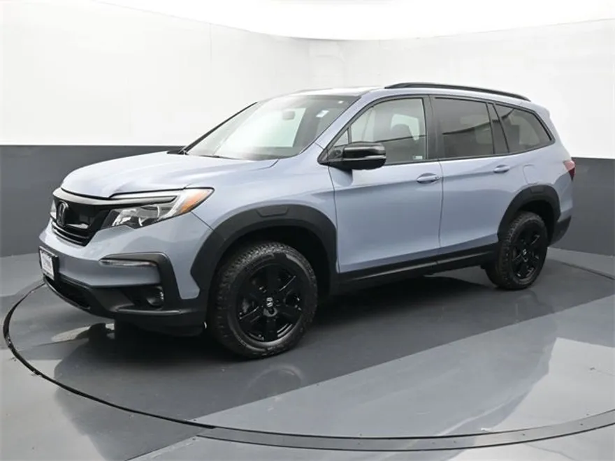 2022 Honda Pilot TrailSport photo 1