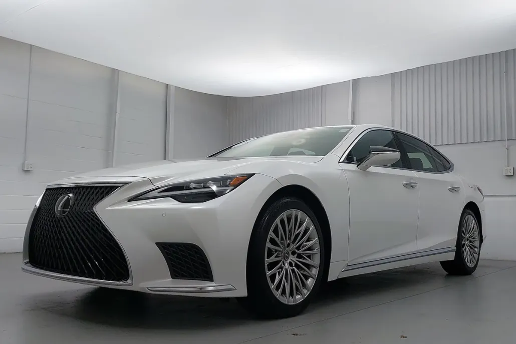 2024 Lexus LS 500 photo 1