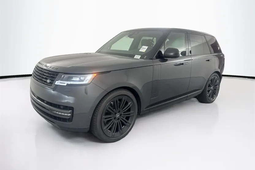 2025 Land Rover Range Rover SE photo 1
