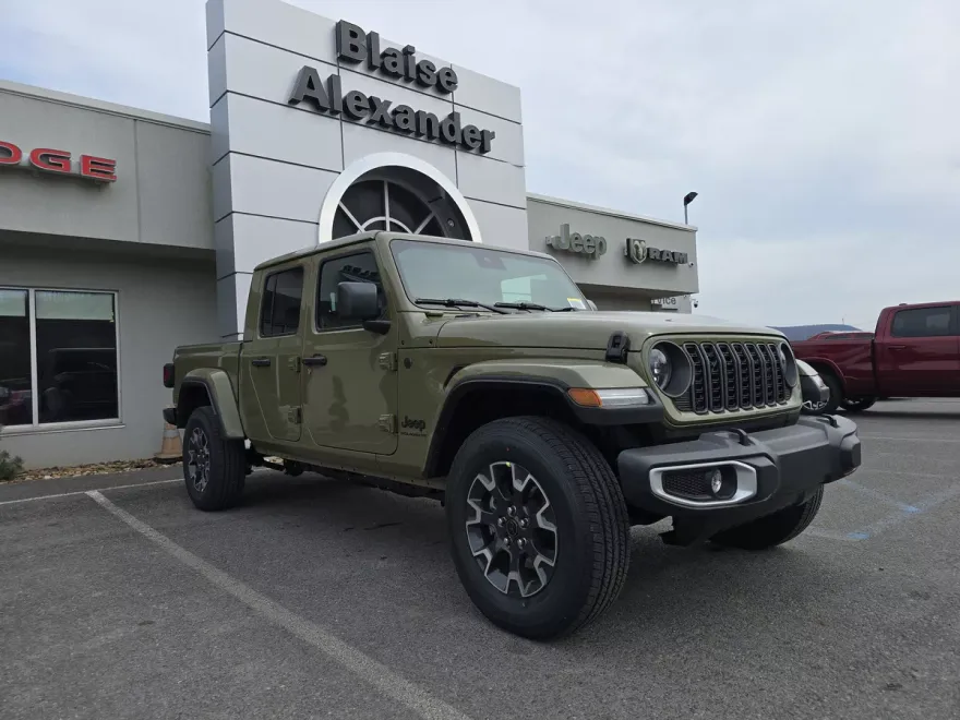 2025 Jeep Gladiator Sport S photo 1