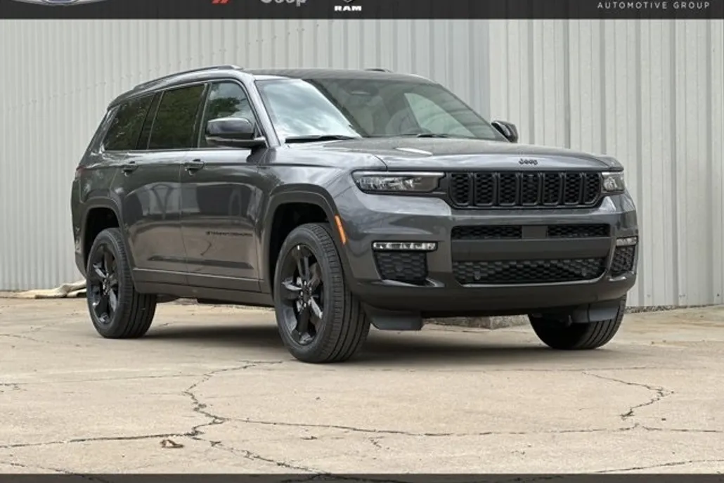 2025 Jeep Grand Cherokee Limited photo 1