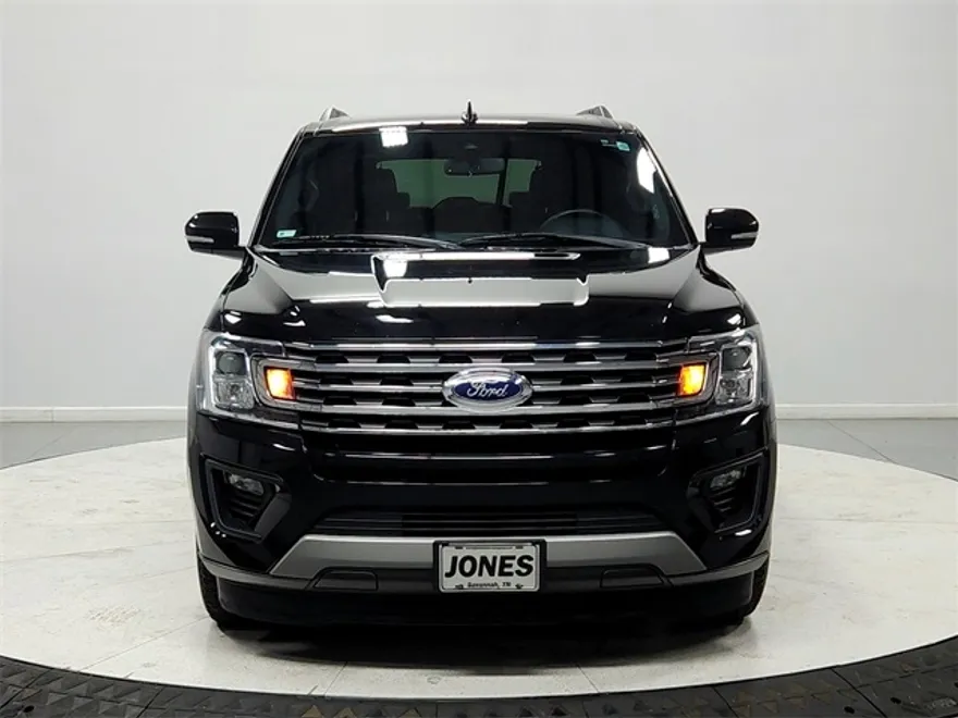 2020 Ford Expedition XLT photo 1